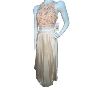 Sherri Hill Size 8 Light Coral & Sequin Homecoming Prom Wedding Holiday Dress